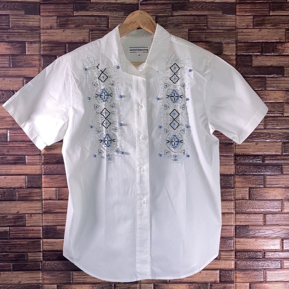 Vintage WestBound White ShortSleeved Buttonup Shirt Meduim with Blue beads